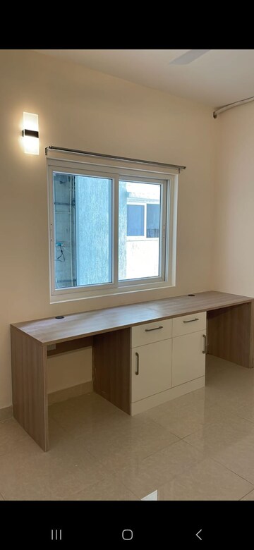 Room in 2 BHK Apartment at Prestige High Fields, Gachibowli – for Rent