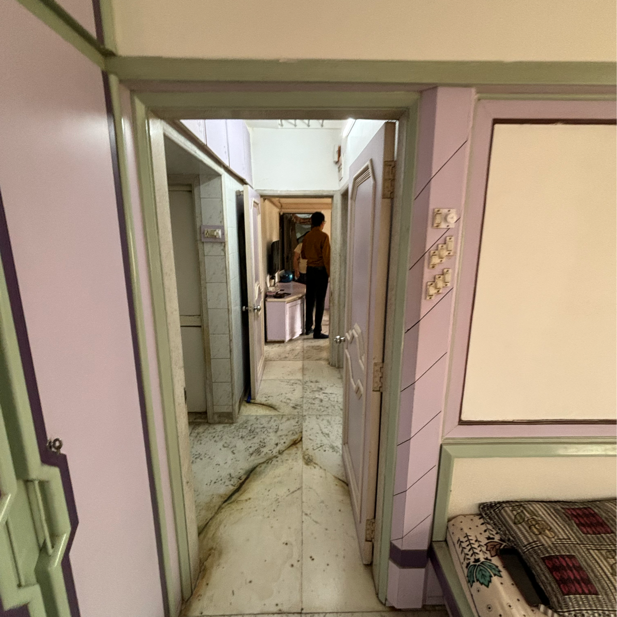 2 BHK Apartment For Sale in Mayur CHSL