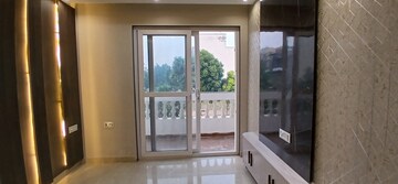 Room in 4 BHK Builder Floor at Puri Aman Vilas, Sector 89 – for Sale