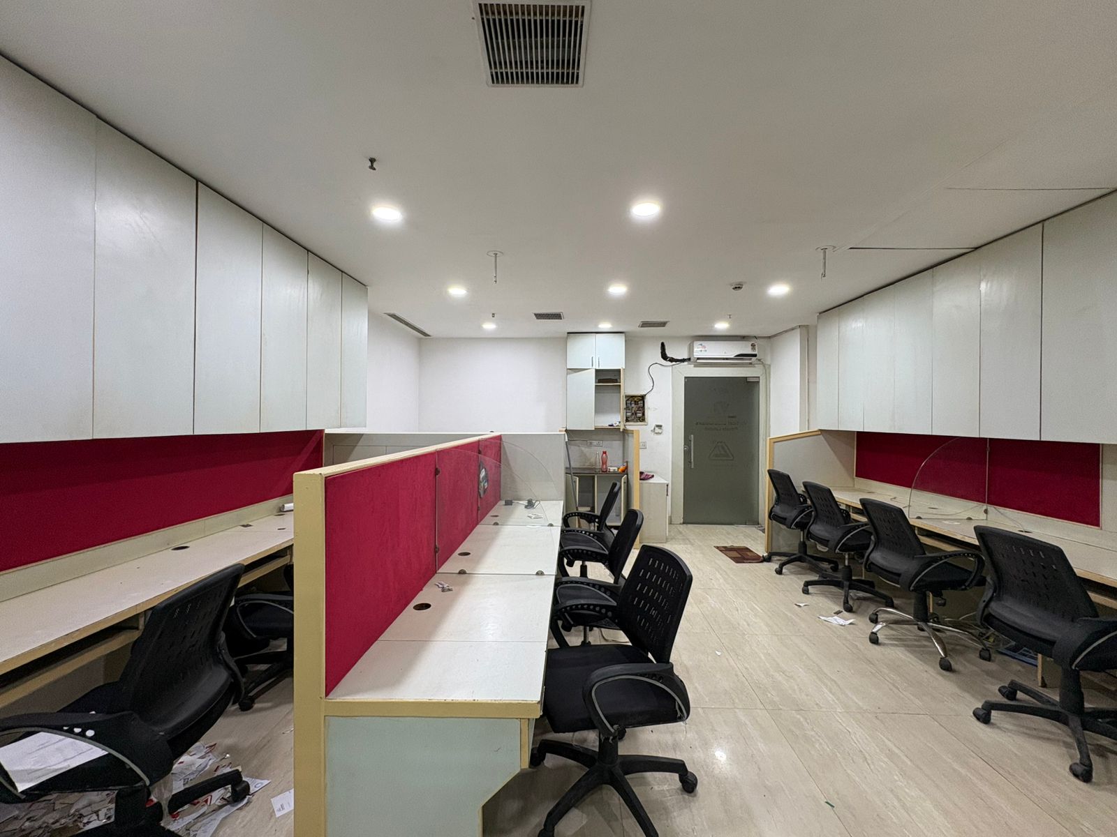 Office Space For Rent in Netaji Subhash Place 