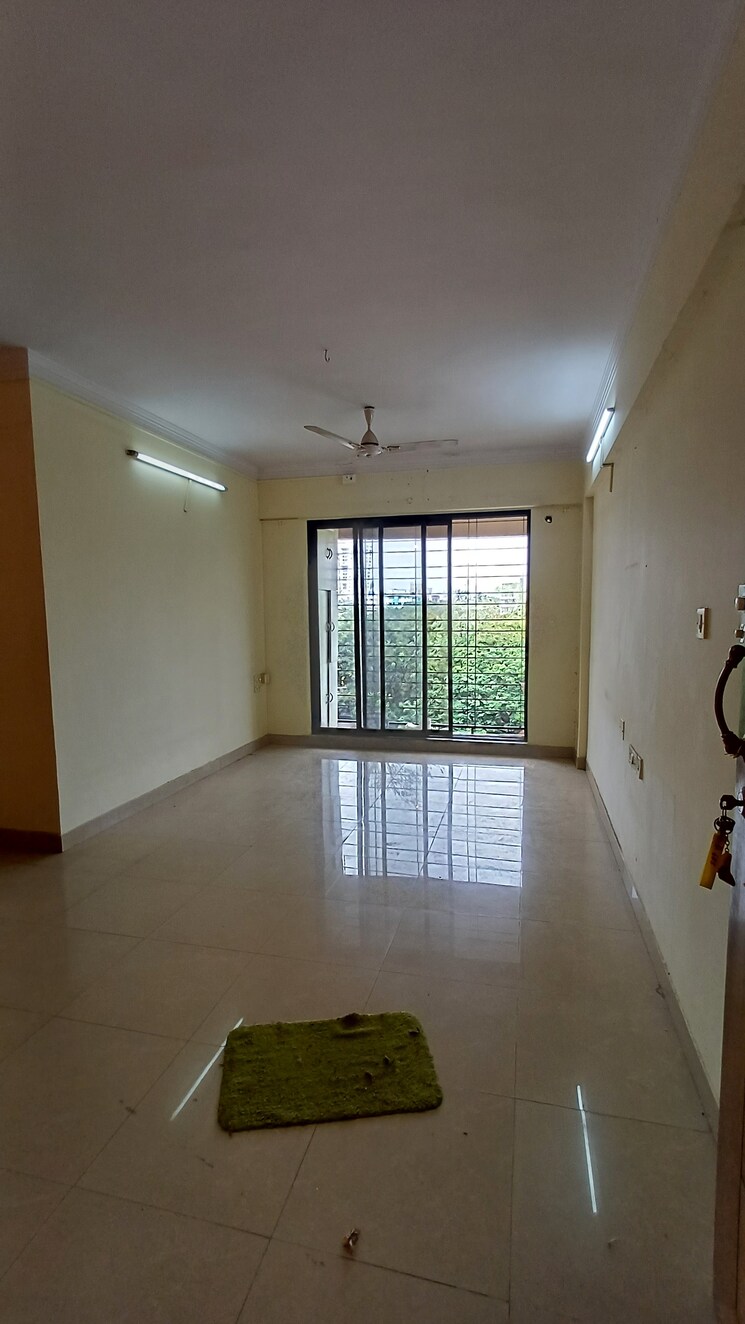 Living Room, raheja-gardens-savoy 2 Bedroom 805 Sq.Ft. Apartment In Midc Colony Thane 8615770