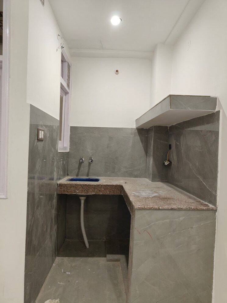 Kitchen, sarita-vihar-pocket-c-rwa 1.5 Bedroom 450 Sq.Ft. Independent House In Sarita Vihar Delhi 8615775