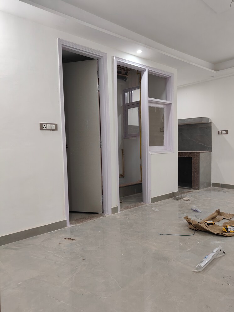 undefined, sarita-vihar-pocket-c-rwa 1.5 Bedroom 450 Sq.Ft. Independent House In Sarita Vihar Delhi 8615775