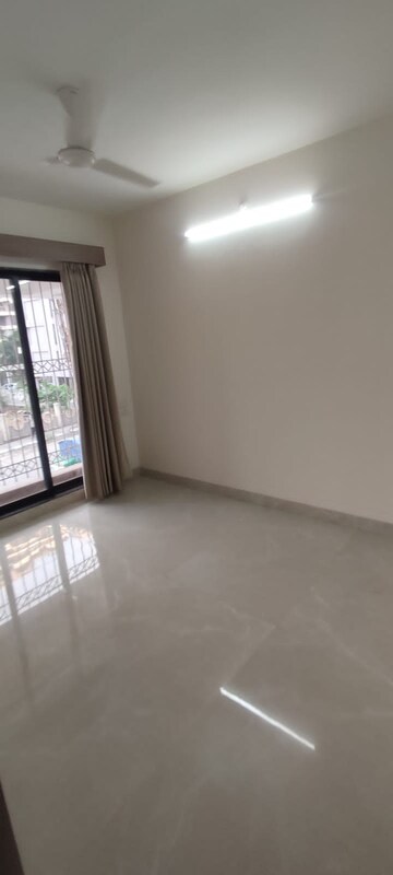 Room in 2 BHK Apartment at Tharwani Vedant Millenia, Titwala – for Sale