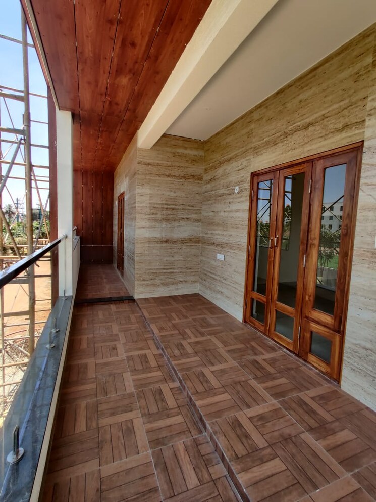 Balcony, tbc-grand-la-vasa 5 Bedroom 4450 Sq.Ft. Villa In Chandapura Bangalore 7706993