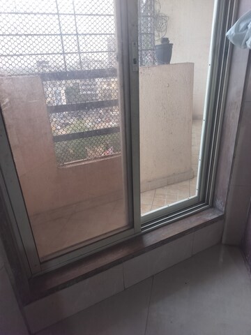 Room in 2 BHK Apartment at Sector 16 Vashi – for Rent