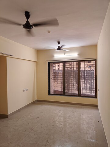 2 BHK Apartment For Rent in Hubtown Greenwoods, Vartak Nagar