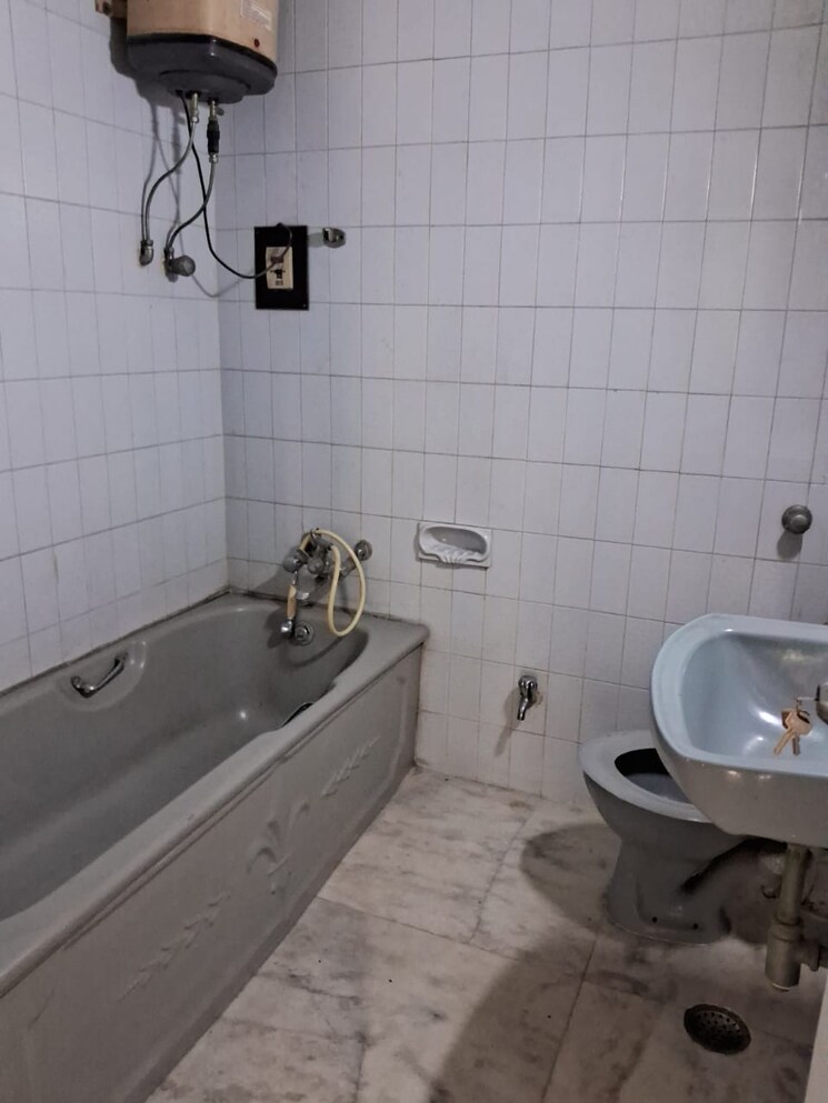 Bathroom, louis wadi 5 Bedroom 2898 Sq.Ft. Villa In Louis Wadi Thane 8533880