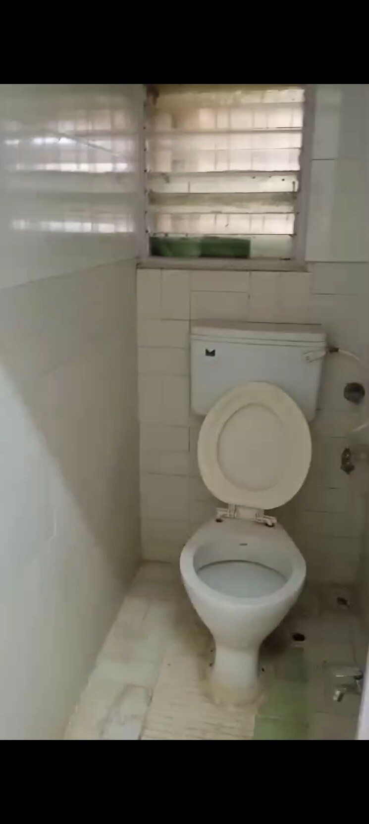 Bathroom, mahudi-darshan 1 Bedroom 560 Sq.Ft. Apartment In Kandivali East Mumbai 8615866