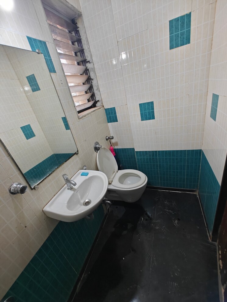 Bathroom, oriental-heights 2 Bedroom 1200 Sq.Ft. Apartment In Seawoods Navi Mumbai 8615879