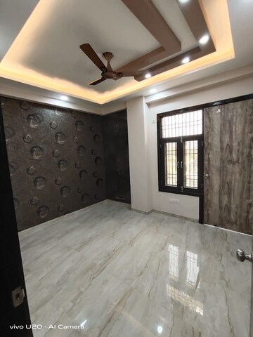 Bedroom in 1 BHK Builder Floor at Sector 72 – for Sale