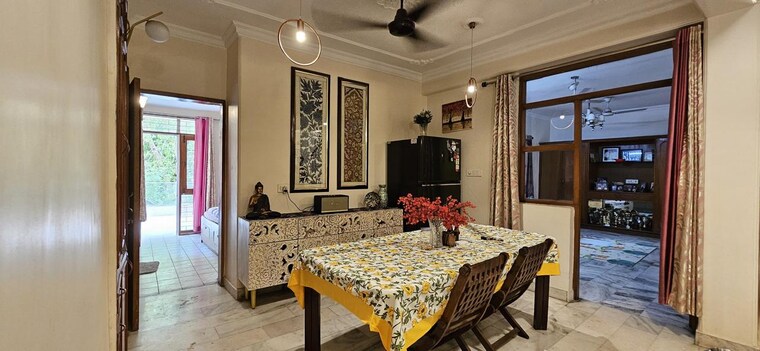 Bedroom, saket 4 Bedroom 2000 Sq.Ft. Builder Floor In Saket Delhi 8615926