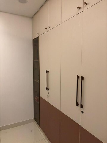 Room in 3 BHK Apartment at Prestige Tranquil, Kokapet – for Rent