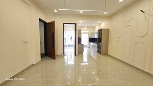 Room in 3 BHK Builder Floor at Pir Machalla – for Sale