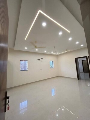 Furnished Amenities in 3 BHK Builder Floor at Pir Machalla – for Sale