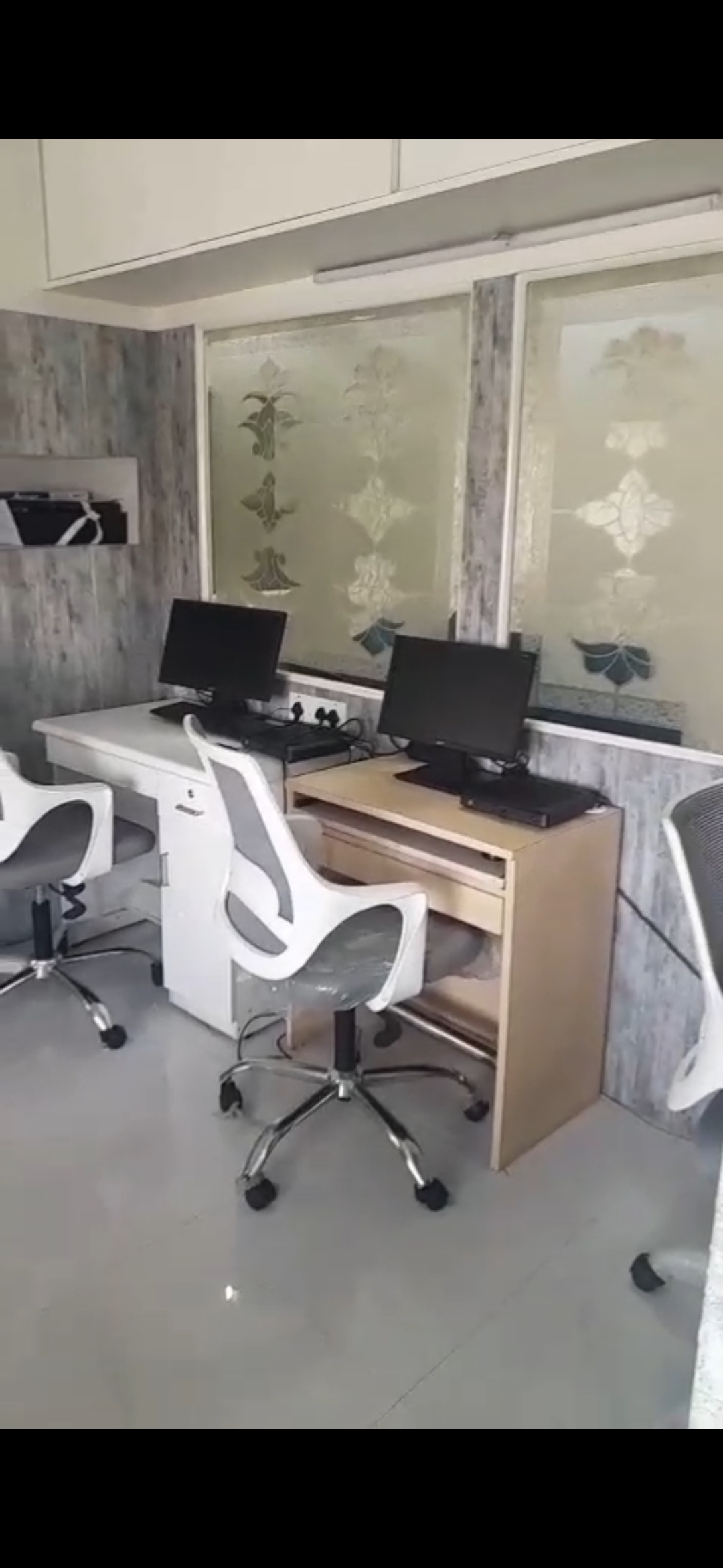 Office Space For Rent in Remi Bizcourt