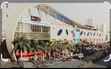 Office Space For Rent in Xth Central Mall, Kandivali West