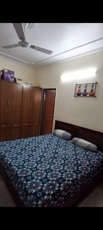 Bedroom in 3 BHK Builder Floor at Green Fields Colony – for Sale