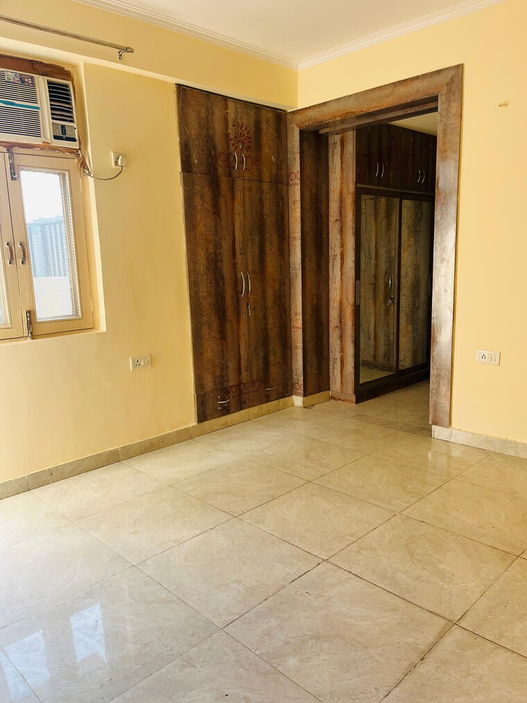 Room, gulmohur-garden 3.5 Bedroom 1485 Sq.Ft. Apartment In Raj Nagar Extension Ghaziabad 8616002