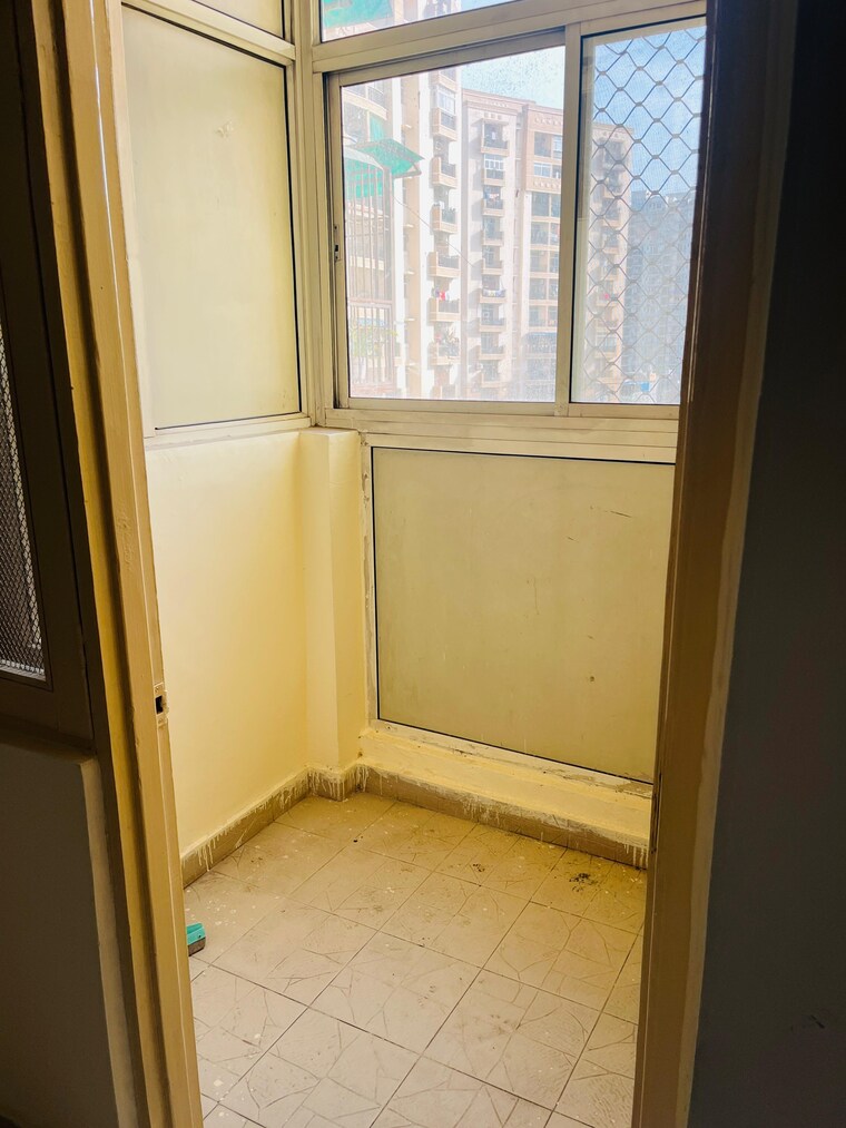 Room, gulmohur-garden 3.5 Bedroom 1485 Sq.Ft. Apartment In Raj Nagar Extension Ghaziabad 8616002