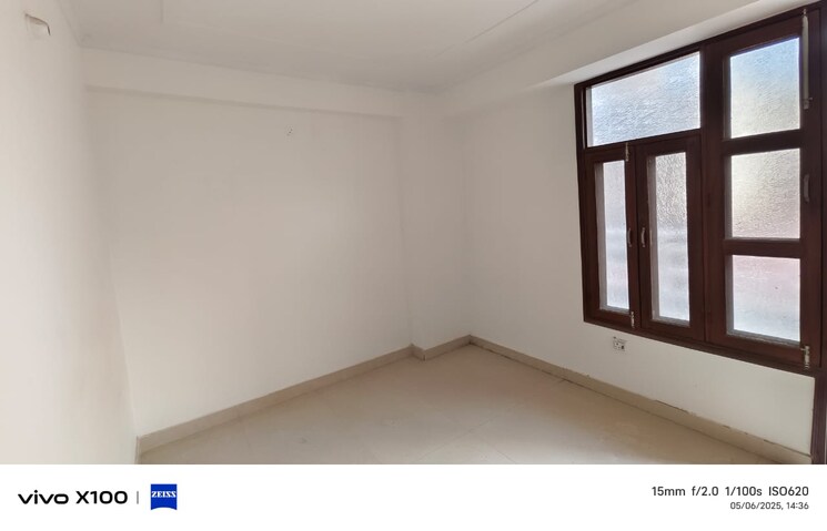 Room, shaheen bagh 3 Bedroom 1035 Sq.Ft. Apartment In Shaheen Bagh Delhi 8616030