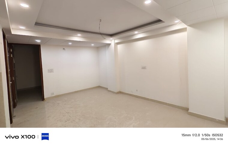 Room, shaheen bagh 3 Bedroom 1035 Sq.Ft. Apartment In Shaheen Bagh Delhi 8616030