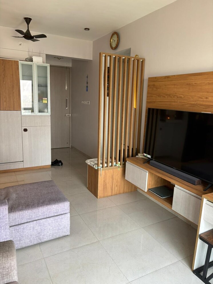 Living Room, sheth-vasant-oasis 1 Bedroom 472 Sq.Ft. Apartment In Andheri East Mumbai 8616067