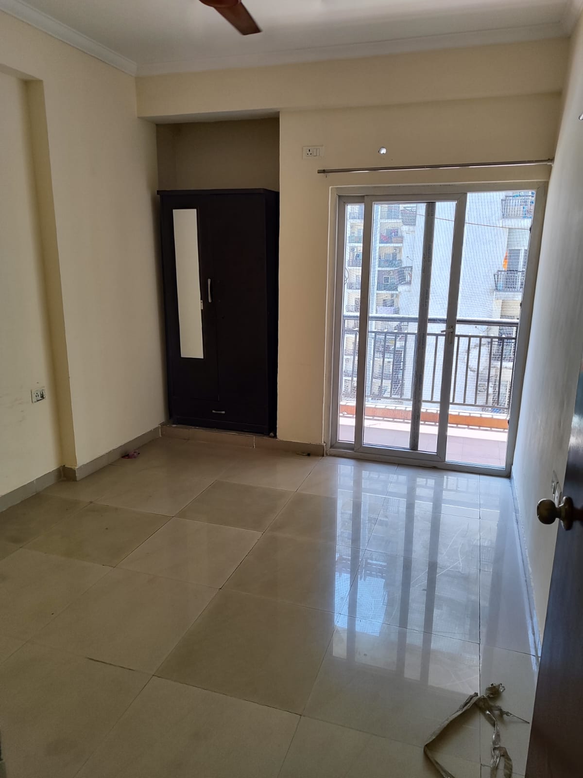 2 BHK + Study Room 1010 Sq.Ft. Apartment in Antriksh Golf View