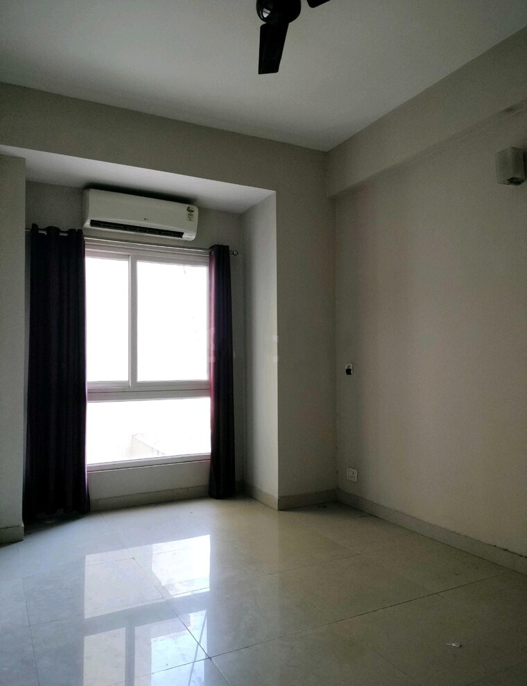 Room, mahagun-moderne 2 Bedroom 1250 Sq.Ft. Apartment In Sector 78 Noida 8616079
