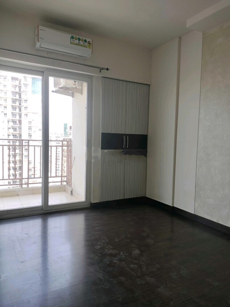 Room, mahagun-moderne 2 Bedroom 1250 Sq.Ft. Apartment In Sector 78 Noida 8616079