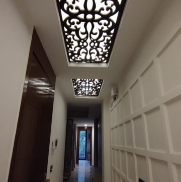 Building Lobby in 2.5 BHK Builder Floor at Malviya Nagar – for Rent