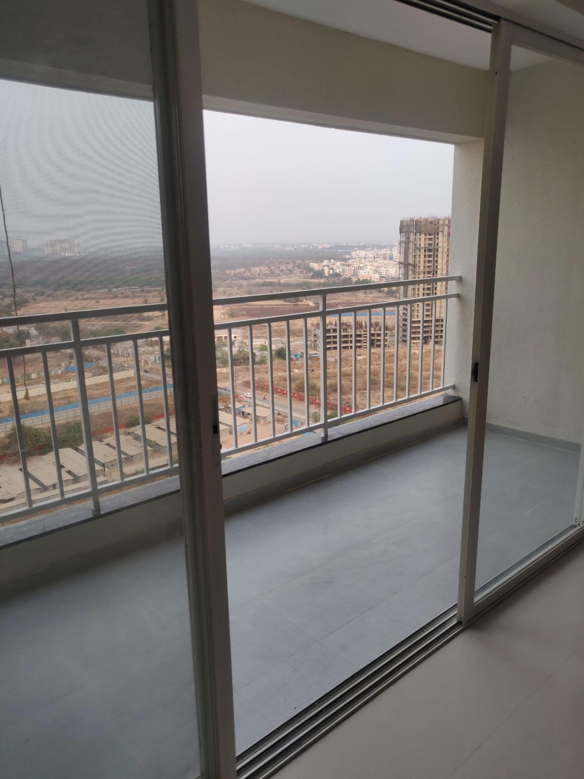 2 BHK Apartment For Rent in Mantra Insignia