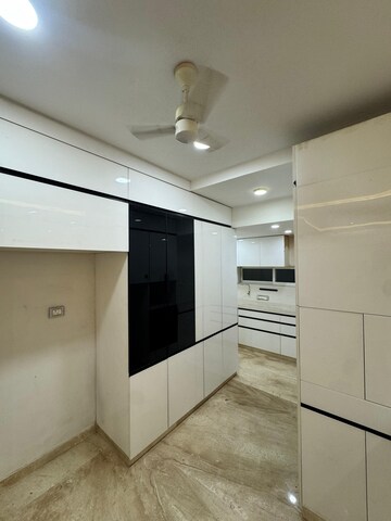 Kitchen in 3.5 BHK Apartment at Imperial Heights Goregaon West, Goregaon West – for Rent