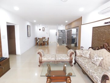 4 BHK Apartment For Sale in Juhu