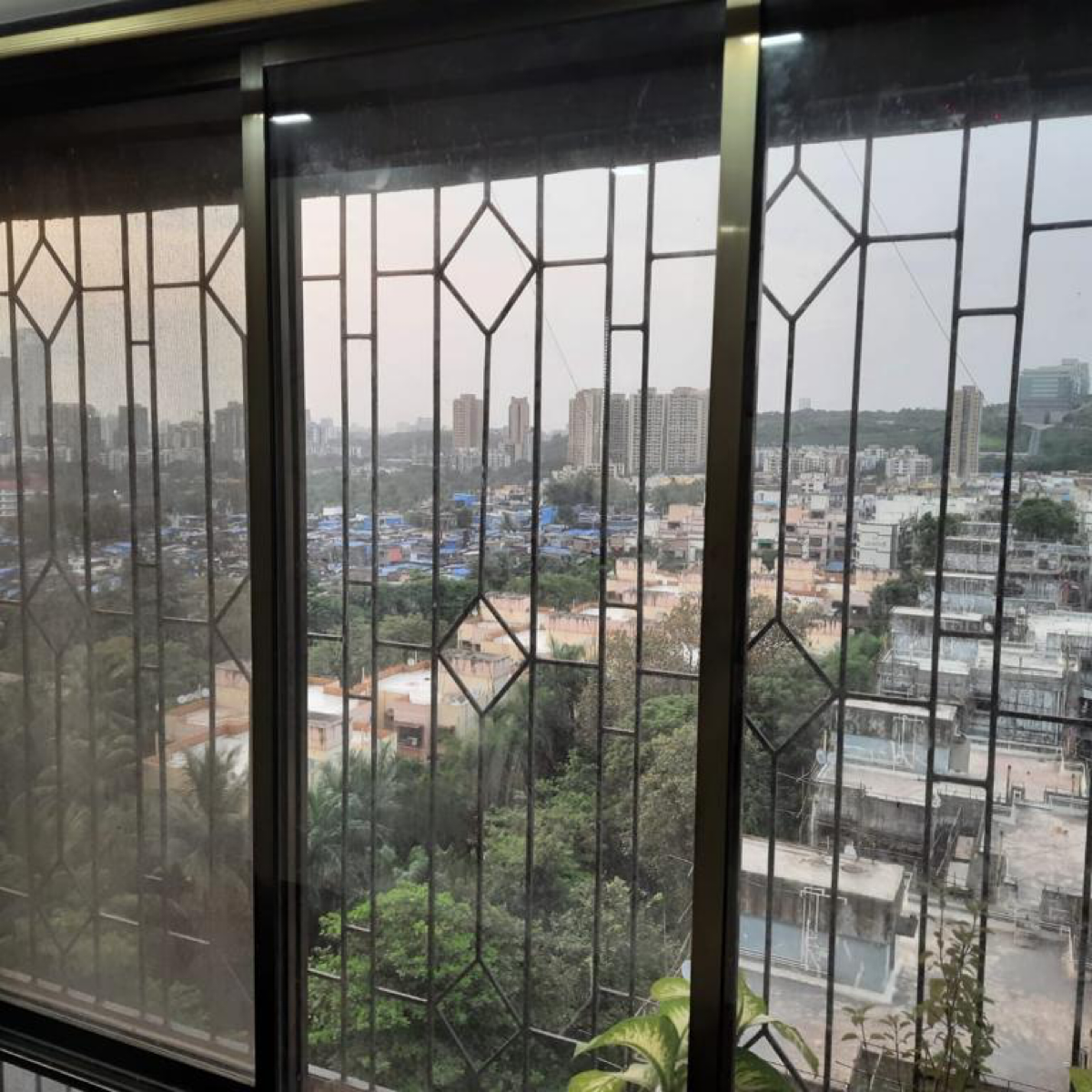 2 BHK Apartment For Sale in Mantri Park Goregaon East