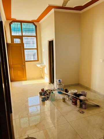 Living Room in 3 BHK Builder Floor at Sector 48 – for Rent