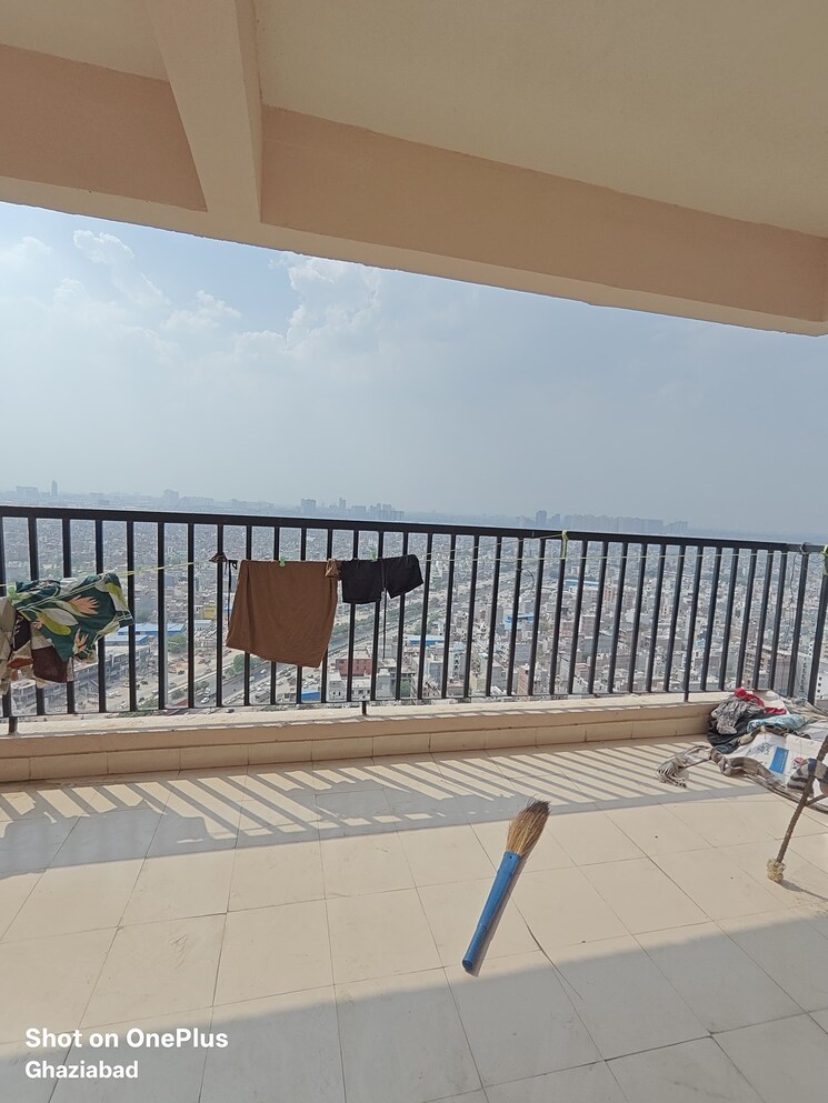 Balcony, gaur-city-6th-avenue 5 Bedroom 2200 Sq.Ft. Apartment In Sector 4 Greater Noida Greater Noida 8616366