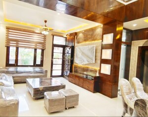 Master Bedroom in 5 BHK Independent House at Vaishali Nagar – for Sale