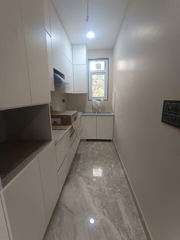 2.5 BHK Apartment For Rent in Navbharat Apartments, Paschim Vihar