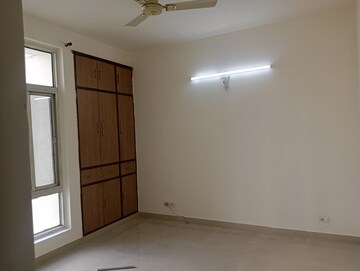3 BHK Apartment For Rent in Omaxe Grand, Sector 93b
