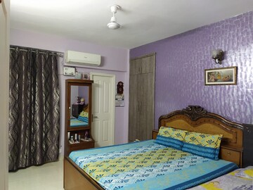 Bedroom in 3 BHK Apartment at Tulip Orange, Sector 70 – for Rent