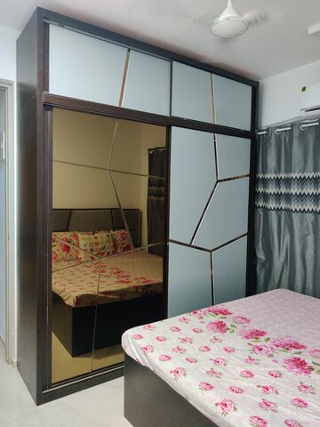 Master Bedroom in 1 BHK Apartment at Sheth Vasant Oasis, Andheri East – for Rent