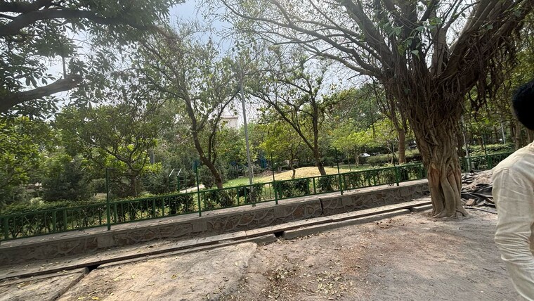 Master Bedroom, rwa-apartments-sector-52  200 Sq.Mt. Plot In Sector 52 Noida 8617046