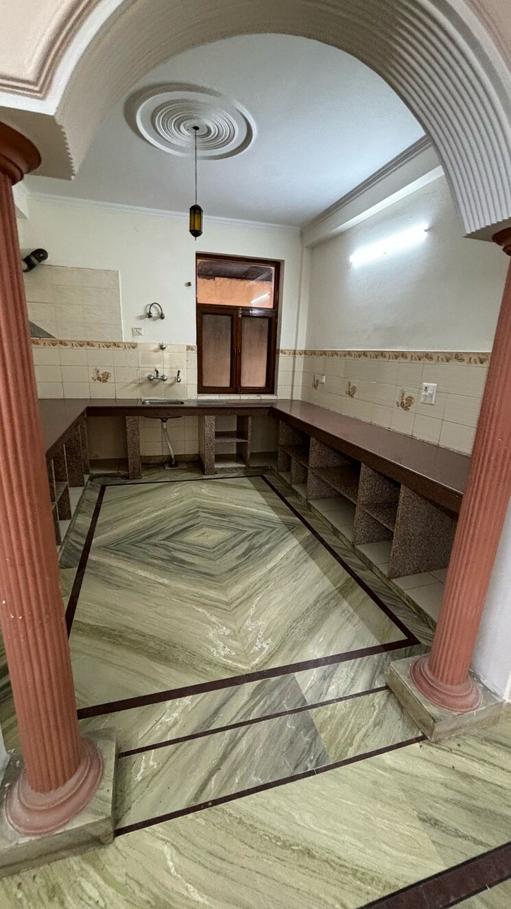 Kitchen, rwa-apartments-sector-52 2.5 Bedroom 2500 Sq.Ft. Independent House In Sector 52 Noida 8617069