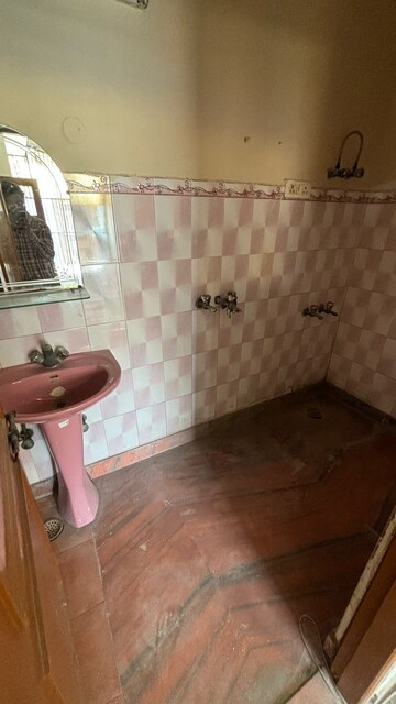 Bathroom in 2.5 BHK Independent House at RWA Apartments Sector 52, Sector 52 – for Rent