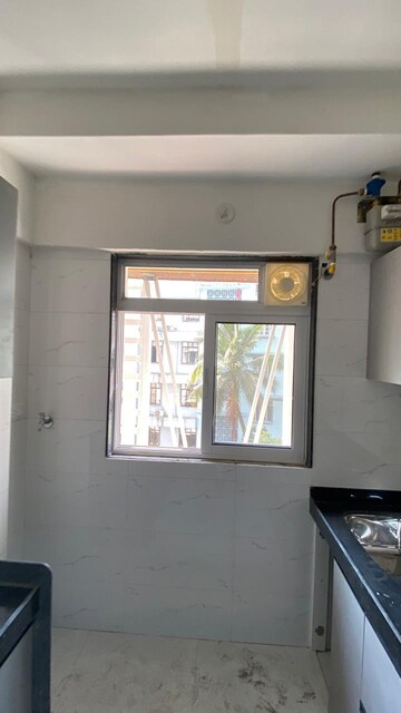 Furnished Amenities in 2 BHK Apartment at Vaibhavlaxmi Central Park, Vikhroli East – for Rent