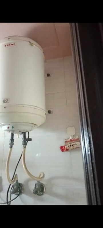 Bathroom in 2 BHK Independent House at Old Rajinder Nagar – for Rent