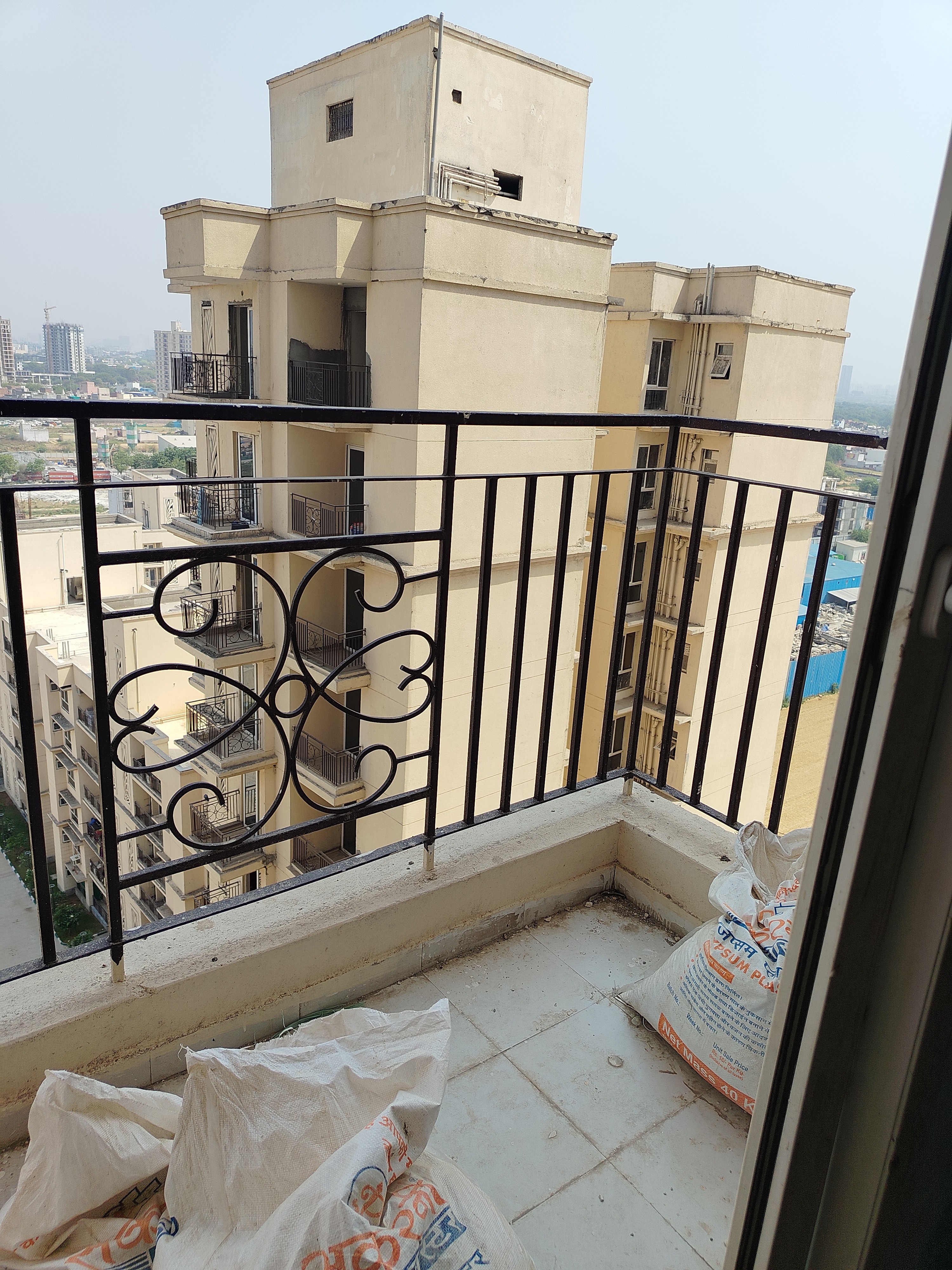 2 BHK Apartment For Rent in Signature The Millennia 2