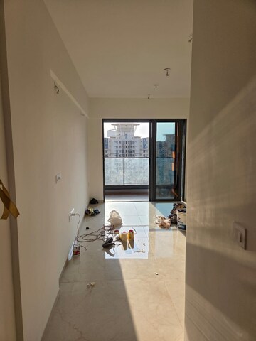 Room in 2 BHK Apartment at Godrej Urban Park, Chandivali – for Rent
