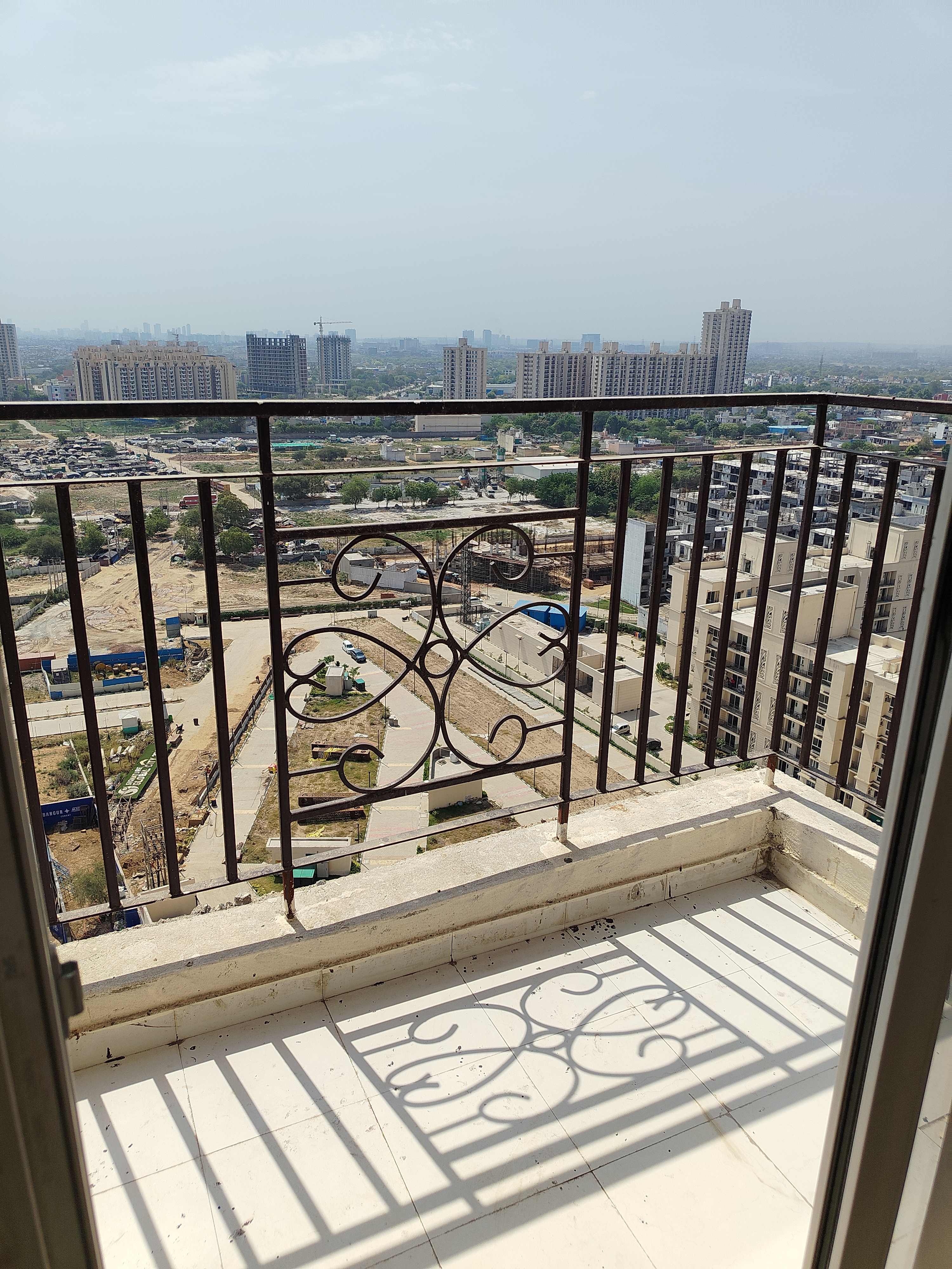 2 BHK Apartment For Rent in Signature The Millennia 2